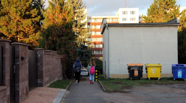 Spojovací cestu na žádost občanů osvětlí