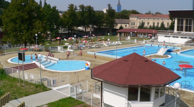 Provoz krytého bazénu i plovárny město Kutná Hora každoročně dotuje